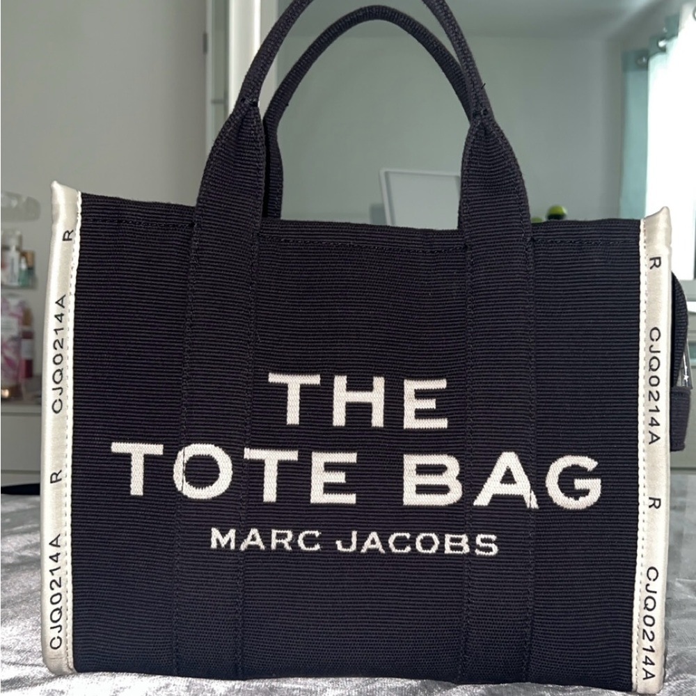 MARC JACOBS The Jacquard Medium Tote Bag